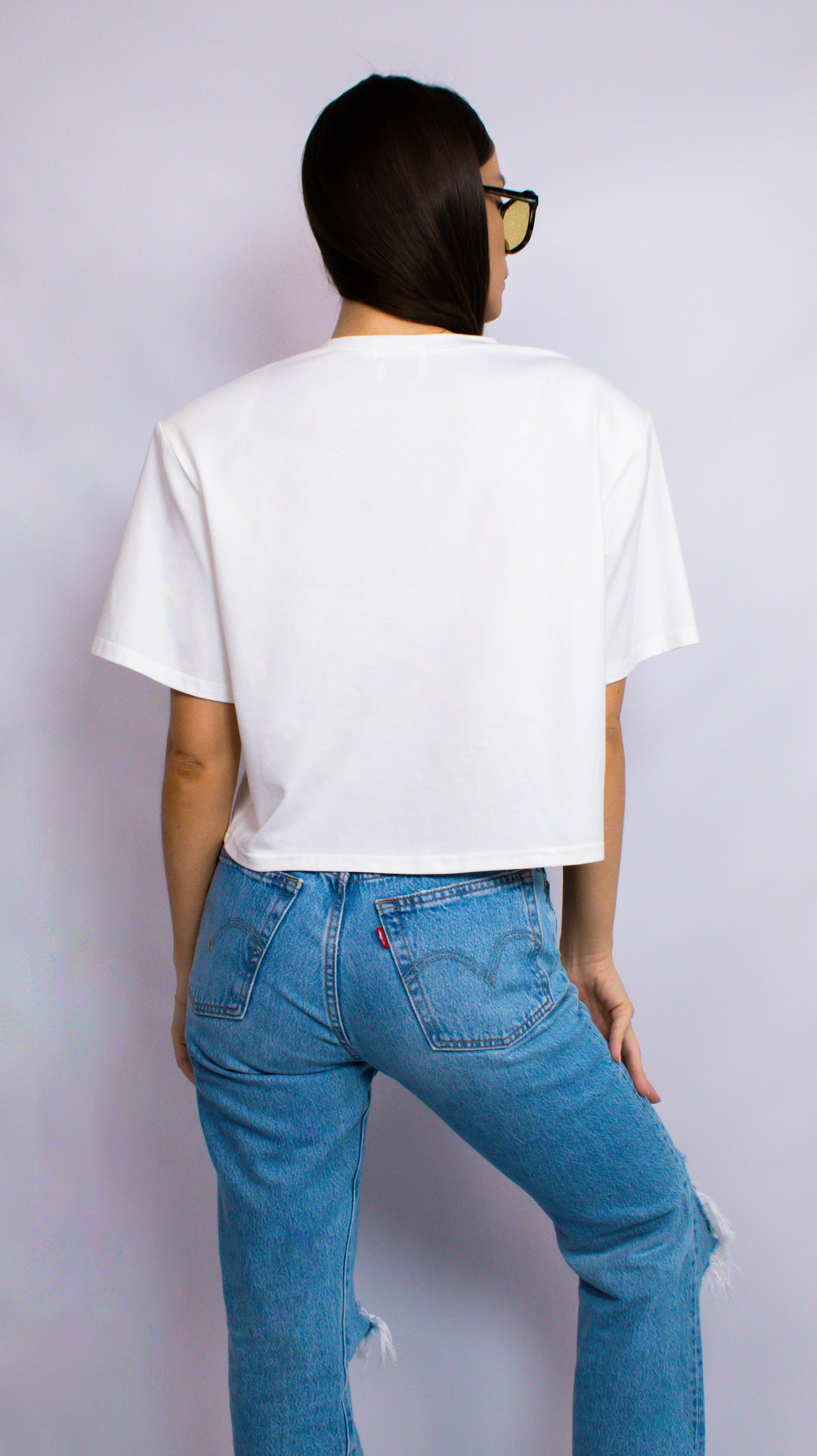 Bawełniany t-shirt z poduszkami w ramionach