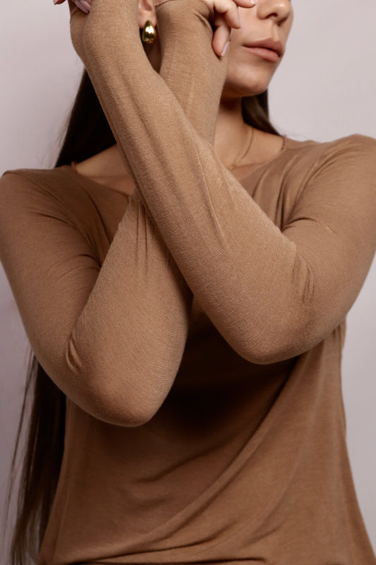 kaszmirowa bluzka camelowa