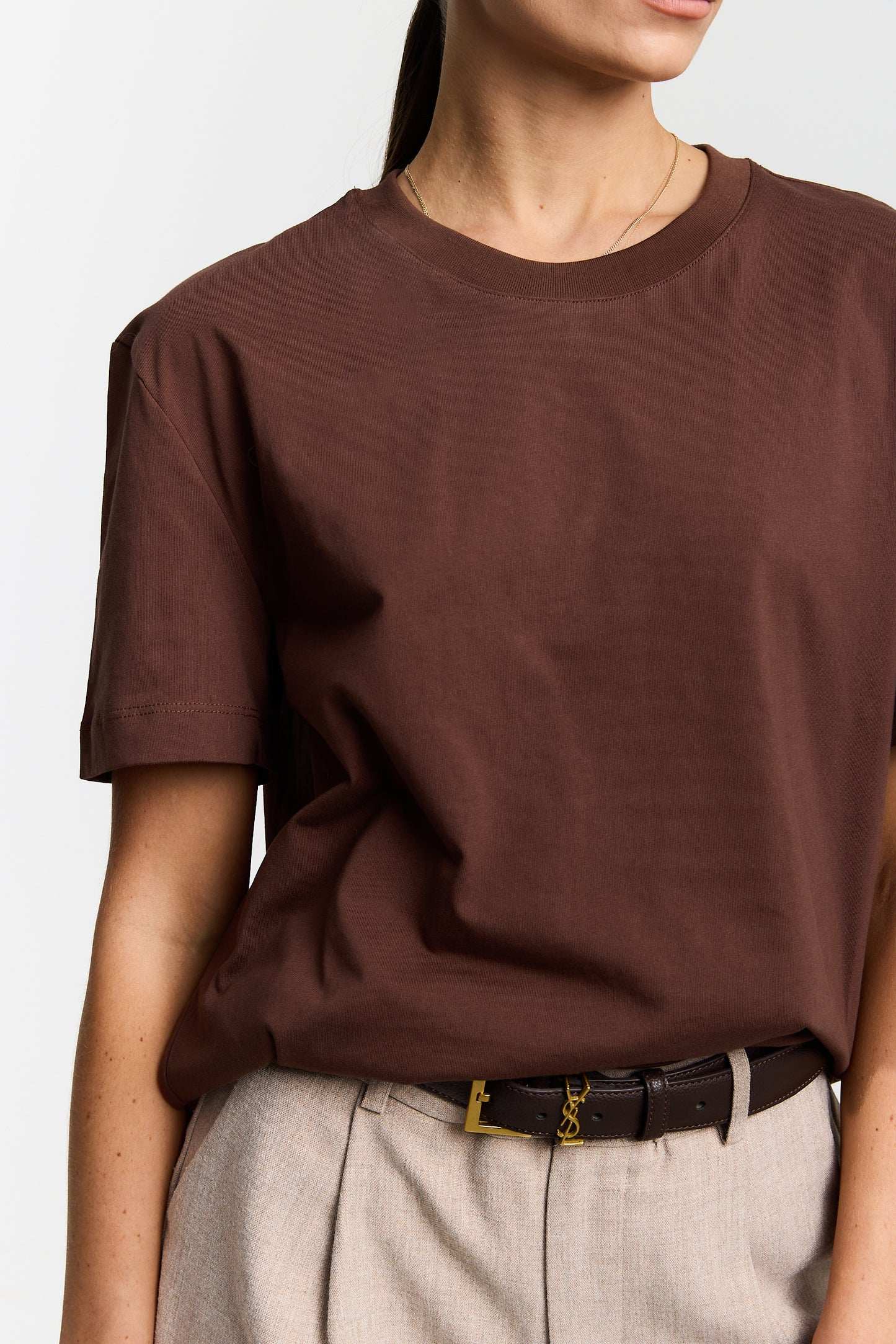 czekoladowy luźny t-shit 